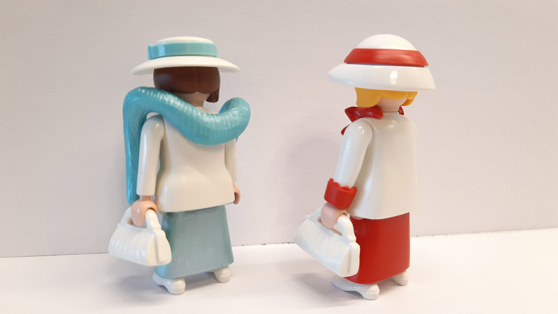 2x Playmobil Victorian Women Custom #1