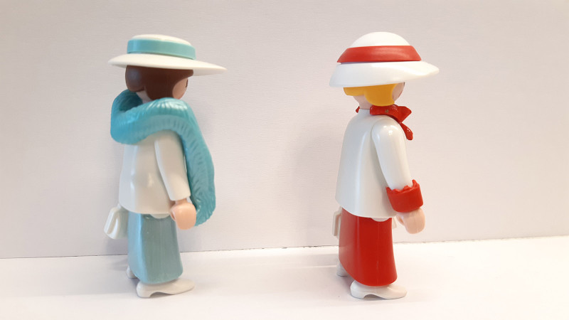 2x Playmobil Victorian Women Custom #1