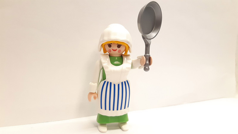 Playmobil Custom Puppenhaus Victorian Maid #1