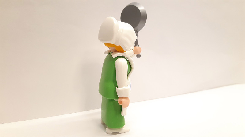 Playmobil Custom Puppenhaus Victorian Maid #1