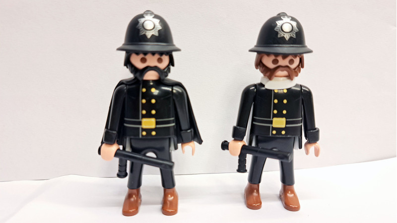 2x Playmobil Custom Victorian Policemen Figures 2x Playmobil Custom Victorian Policemen Figures