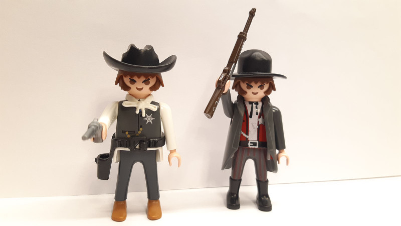 2x Playmobil Custom Western Sheriff