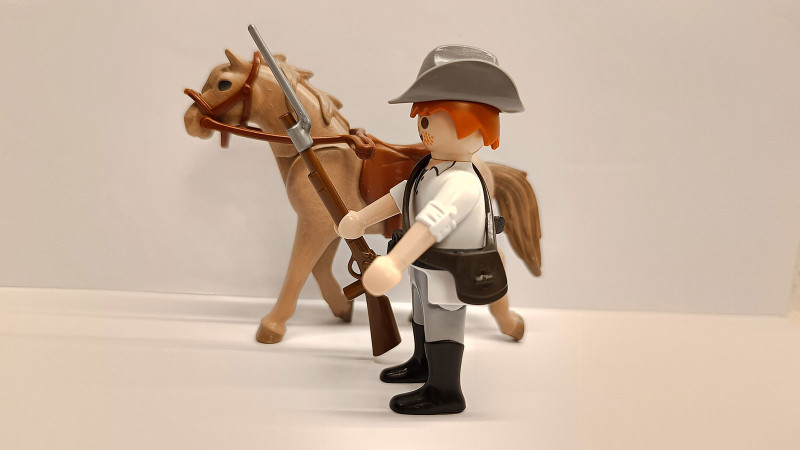 Playmobil Western Cowboy ACW Southern Soldier with horse #2