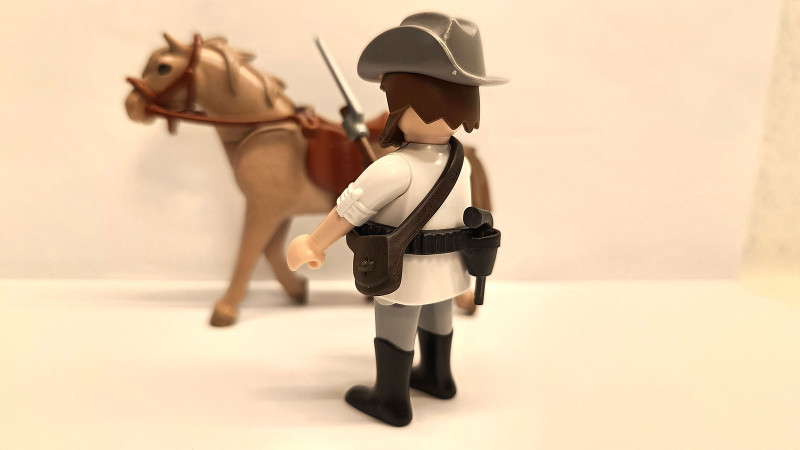 Playmobil Western Cowboy ACW Southern Soldier with horse #3
